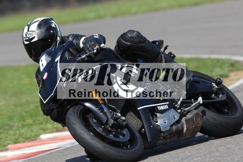 Archiv-2022/57 29.08.2022 Plüss Moto Sport ADR/Freies Fahren/8